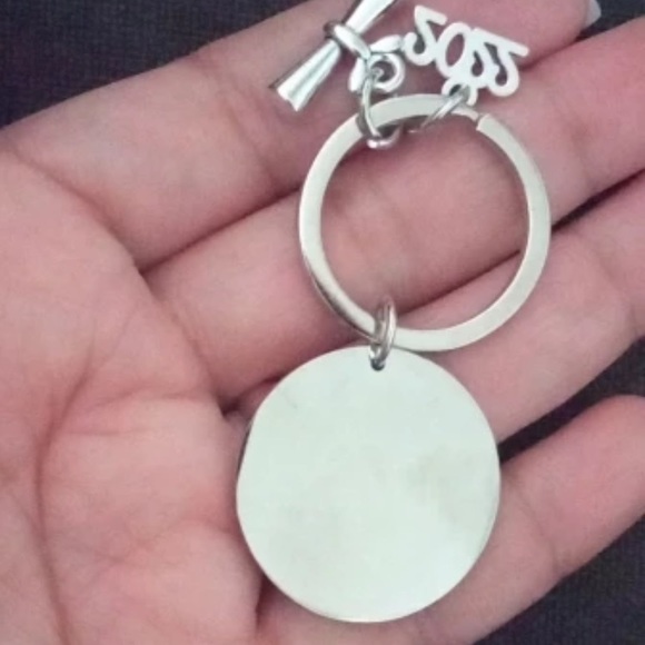Graduation CLASS OF 2022 Stainless Steel Keychain - Picture 6 of 6